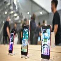 Kelebihan dan Kekurangan HP Ex Display iPhone dan Samsung