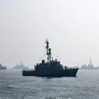 Perang AS–Iran Meluas: Kapal Perang Ditenggelamkan, Rudal Dihancurkan