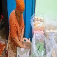 Simping Kaum, si Tipis Renyah Beraroma Kencur Oleh-oleh Khas Purwakarta