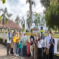 Jumsih Ramadhan, Pemcam Cibogo Perkuat Budaya Bersih dan Kebersamaan