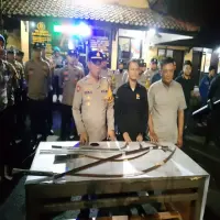 Polisi Cegah Tawuran Remaja di Pagaden, Enam Senjata Tajam Disita