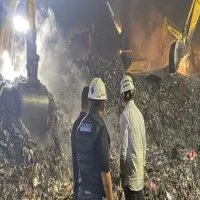 Longsor Sampah di TPST Bantargebang Tewaskan 4 Orang, Truk dan Alat Berat Dikerahkan