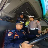Musim Mudik Lebaran 2026, Dishub Bandung Barat Uji Kelaikan Bus Untuk Memastikan Kondisi Kendaraan Aman