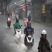 BMKG Peringatkan Potensi Hujan dan Banjir Rob Saat Lebaran 2026 di Jawa Barat