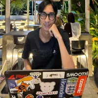 Mencari Bapak di Panggung Politik: Fatherless, Budaya Sunda, dan Fenomena Kang Dedi Mulyadi