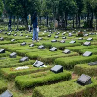 Apakah Boleh Ziarah Kubur di Hari Raya Idul Fitri? Ini Penjelasannya