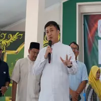 Prio Bagja Anugrah Berangkatkan Ustadz dan Kiyai Umroh di Momentum HUT Ponpes Darussalam Kasomalang