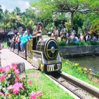 Miliki Banyak Wahana Menarik, Floating Market Jadi Destinasi Wisata Unggulan Pengunjung