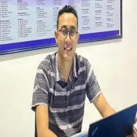 Menegaskan Arah, Merawat Kepercayaan