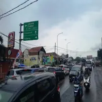 Urai Kemacetan, Polres Purwakarta Tempatkan Anggota di Sejumlah Titik Persimpangan