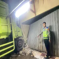 Polres Purwakarta Dalami Kasus Kecelakaan Maut Dump Truck di Sukatani