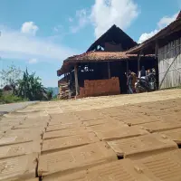 Bupati Purwakarta Om Zein Dorong Industri Genting Plered Terus Tumbuh