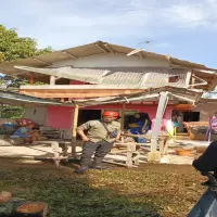 Puting Beliung Mengamuk, Puluhan Rumah di Bunihayu dan Kumpay Hancur Berantakan