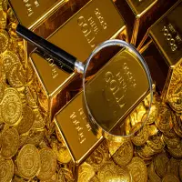Harga Emas Antam Hari Ini Naik Tipis? Cek Rincian 12 April 2026! Perbandingan UBS dan Galeri24 Pegadaian