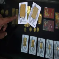 Harga Emas Antam Turun Tipis, Kini di Level Rp2.888.000 per Gram