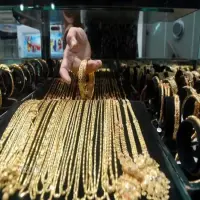 Harga Emas Perhiasan Melonjak, Sentuh Rp2,7 Juta per Gram