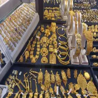 Harga Emas Perhiasan Stabil di Tengah Ketegangan Global, Investor Tetap Waspada