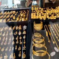 Harga Emas Perhiasan Naik Tipis pada 22 April 2026