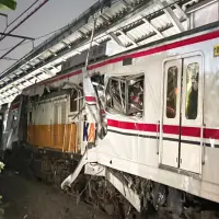 Kronologi Kecelakaan KA Argo Bromo Anggrek dan KRL di Bekasi