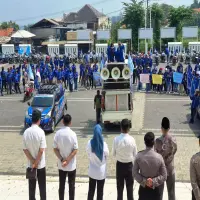 Buruh KBB Tolak Impor Mobil Pickup India