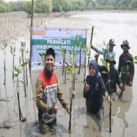 Pertamina EP dan Mitra Tanam Mangrove untuk Pesisir Subang yang Tangguh