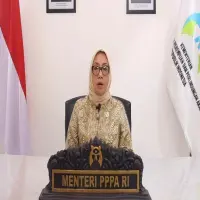 Menteri PPPA Minta Maaf Terkait Usulan Pemindahan Gerbong Wanita ke Tengah