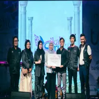 Dari Bangku SMP ke Tiga Negara, Kisah 11 Tahun Ilham dan Putri