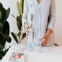 5 Cara Minum Air Putih untuk Menurunkan Berat Badan Secara Efektif