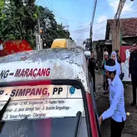 "Rebo Ngumum" Dijalankan, Om Zein Naik Angkot