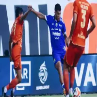 Persib Menggila! di Super League 2025/2026 AFC Soroti Kebangkitan Maung Bandung Usai Bungkam Persija