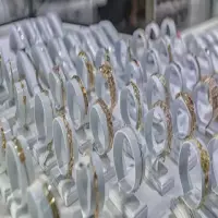 Harga Emas Perhiasan Hari Ini Kompak Melemah, Saatnya Borong atau Tunggu? Ini Update Lengkap per 16 Mei 2026