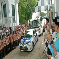 444 Jemaah Haji Kloter 34 KJT Asal Subang Diberangkatkan