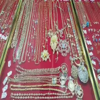 Harga Emas Perhiasan Hari Ini Stabil! Cocok Buat yang Lagi Nunggu Momen Borong Emas