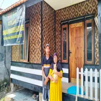 Antara Tita, Madri, si Oyen dan Rumah Impian