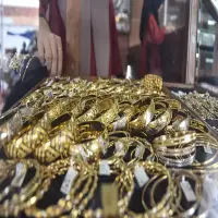 Harga Emas Perhiasan Hari Ini Stabil! Raja Emas, HRTA, dan Laku Emas Kompak Tahan Harga