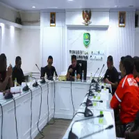 Sepekan Bersama Bupati Subang Kang Rey: Benahi Pendidikan, Perjuangkan Ojol hingga Pimpin Euforia Hattrick Persib