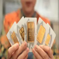 Harga Emas Antam Ambles Rp31 Ribu Hari Ini, Buyback Ikut Terjun! Saatnya Investasi