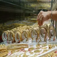 Harga Emas Perhiasan Hari Ini 10 Juni 2026: Lakuemas dan Raja Emas Indonesia Masih Jadi Acuan Investor