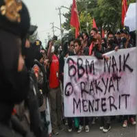 Harga Pertamax Naik Saat Rupiah Tembus Rp18.000, DPR dan Mahasiswa Desak Pemerintah Jujur ke Rakyat