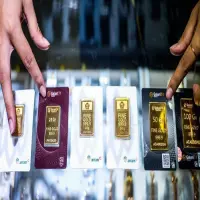 Harga Emas Antam Hari Ini Anjlok Rp 30.000 per Gram, Buyback Turun Rp 39.000
