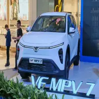 Efisien dan Nyaman, Ini Keunggulan Mobil Listrik VinFast untuk Driver Ride-Hailing