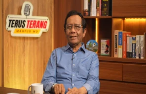 Kok Bisa? Sertifikat Resmi Terbit di Wilayah Laut Publik Tuntut Penjelasan | Mahfud MD