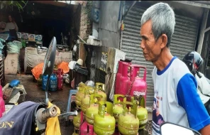 Tampung Aspirasi Masyarakat Soal Polemik Gas LPG 3 Kg, Presiden Intruksikan Aktifkan Lagi Pengecer