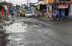Kota Subang Kusut Akibat Jalan Butut