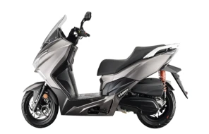 Fort 250 Jadi Penantang Baru Xmax-Forza: Dek Rata, Harga Rp 49 Jutaan