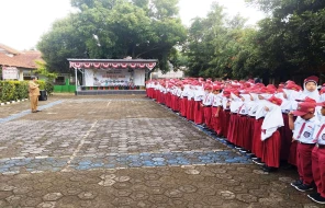Sekolah Tak Boleh Cairkan Uang Program Indonesia Pintar