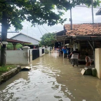 Warga Mulyasari Subang Sudah Terbiasa Banjir, Luapan Kali Kalensema