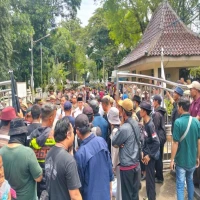 Anggaran BKUD Tidak Jelas, Aliansi Cikaum Bersatu Demo ke Pemda Subang