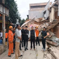 Rumah Warga Dian Anyar Ambruk Akibat Pergerakan Tanah di Purwakarta