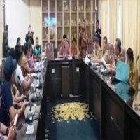 Tuntut Legalitas, Komisi II DPRD Karawang Gelar RDP PPDI